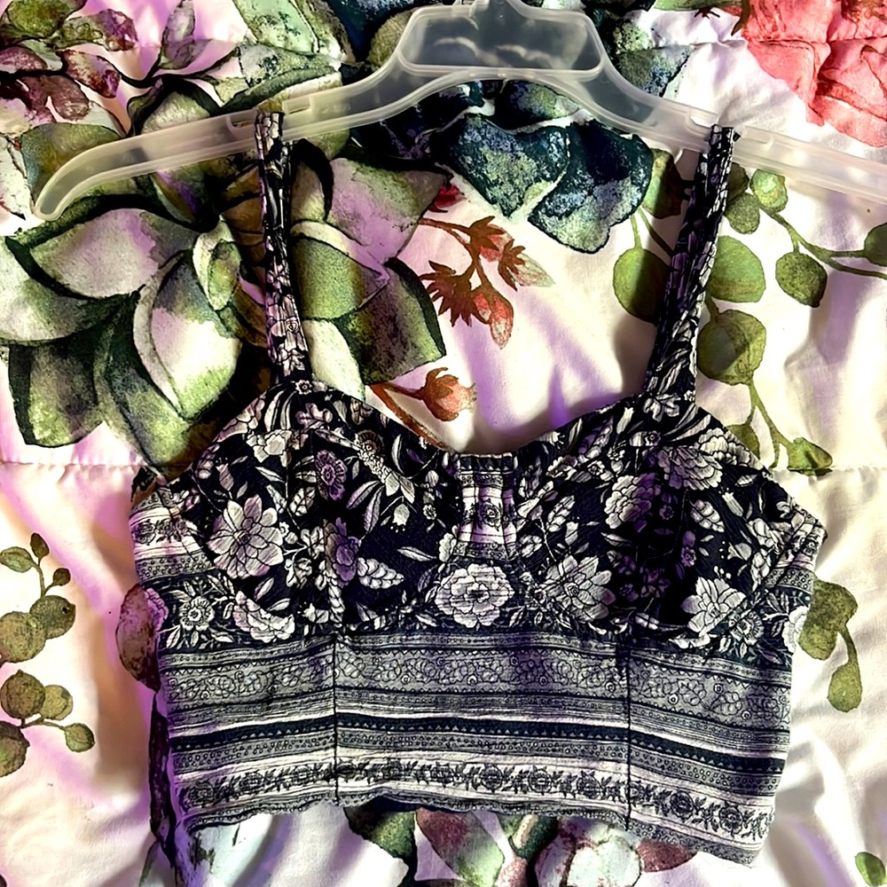 American eagle blue crop top
